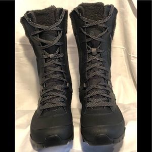 Black Merrell Women’s Performance Footware (Boot)